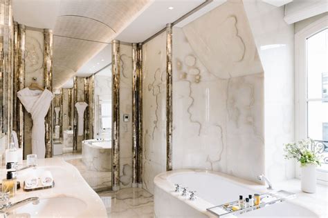 la suite dior 30 montaigne|Meer.